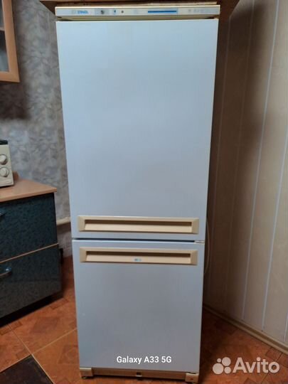 Два холодильника Nord и Stinol