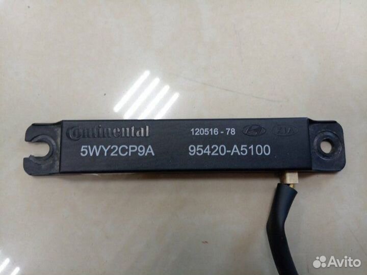 Антенна Hyundai Grand Santa Fe DM D4HB 2016