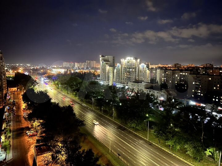 3-к. квартира, 82 м², 15/25 эт.