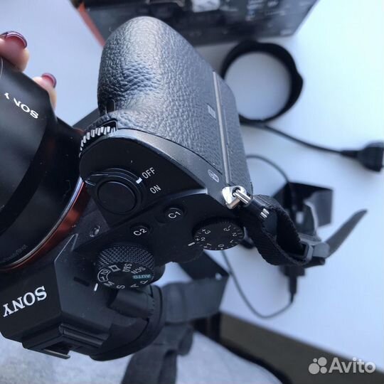 Камера sony A7 III + Sony FE zeiss 24-70 f4