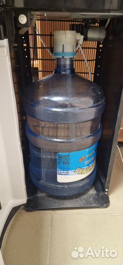 Кулер для воды HotFrost 35AN