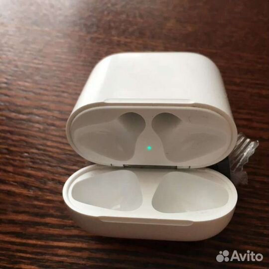 Кейс для наушников airpods 1 оригинал
