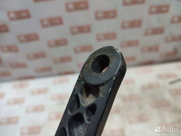 Поводок стеклоочистителя передний левый Peugeot