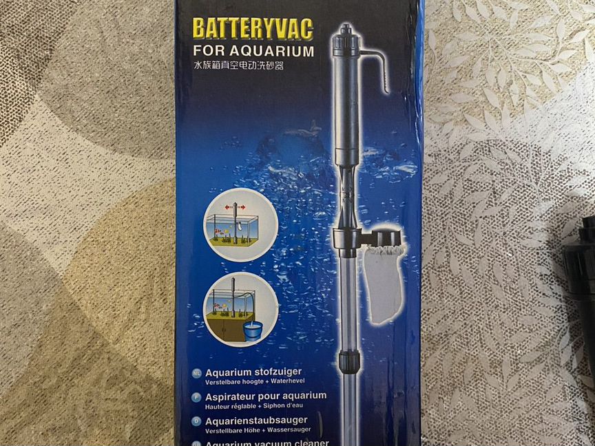 Аквариумный насос и сифон для воды BatteryVac