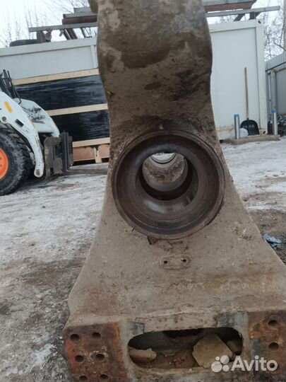 Замена оси балансира scania