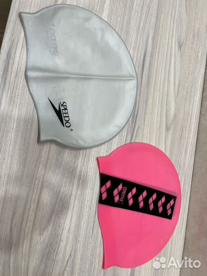 Силиконовые шапочки для плавания в бассейне