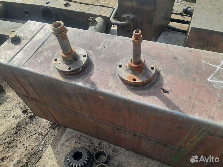 Бак масляный буровой установки лбу-50 в хорошем со