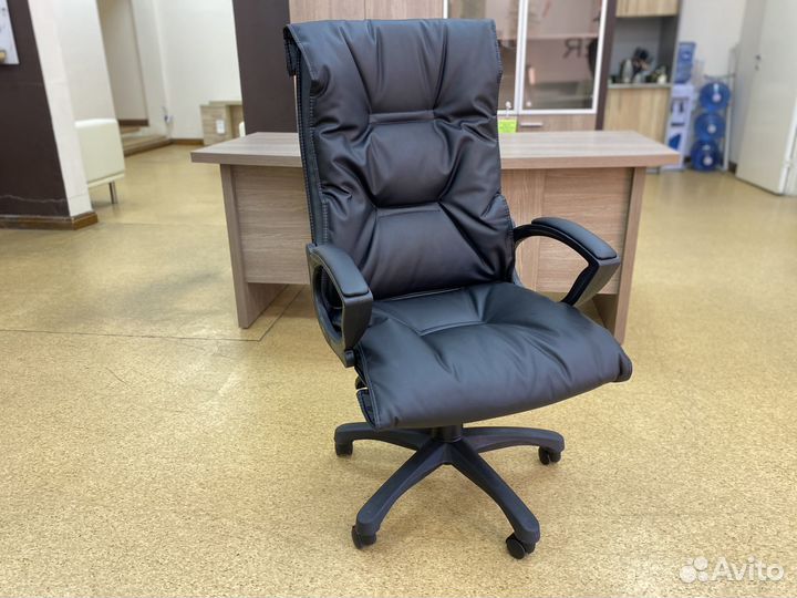 Компьютерное кресло