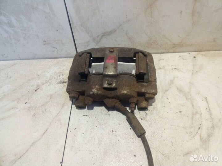 Суппорт тормозной передний левый Uaz 452 1990