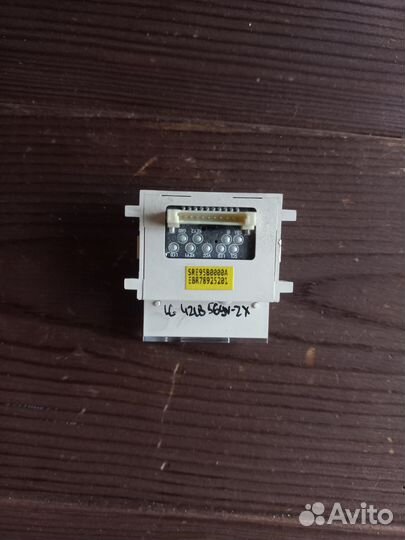 Плата кнопок+ик-датчик EBR78925201