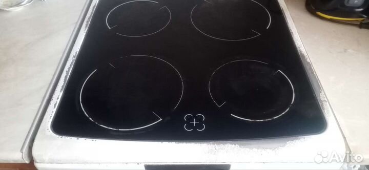 Плита электрическая стеклокерамика Hansa