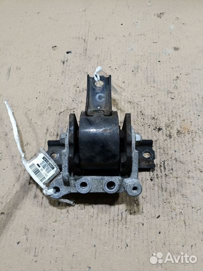 Подушка двс Mitsubishi Galant fortis CX6A (Переднее Правое)