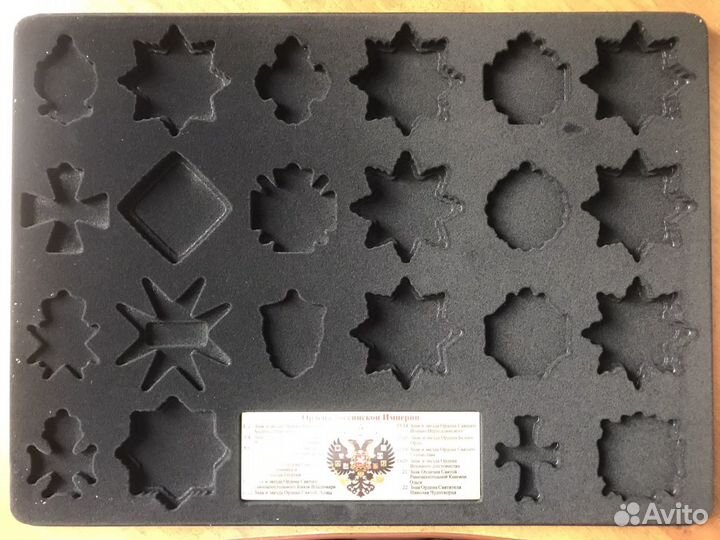 Планшеты/кейсы/футляры и Таблички для коллекции Аи