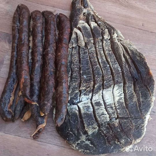 Сушеное мясо, колбаса, курдюк