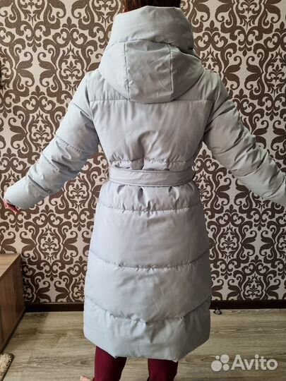 Продам женский зимний пуховик