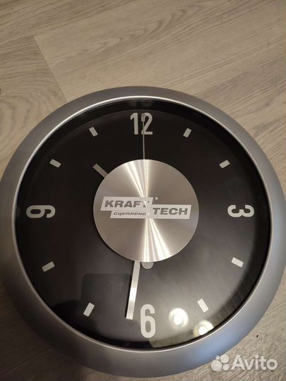 Часы настенные