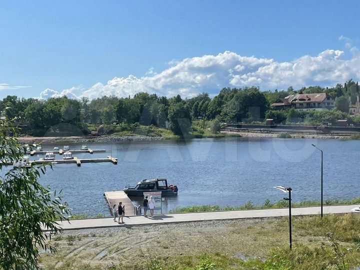 Здание, 2078 м²