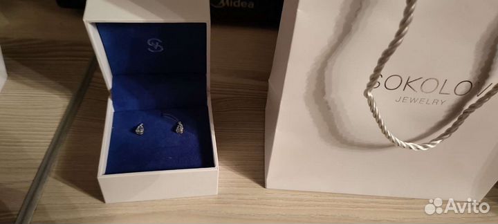 Золотые серьги