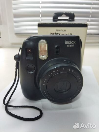 Фотоаппарат мгновенной печати Instax mini 8 black