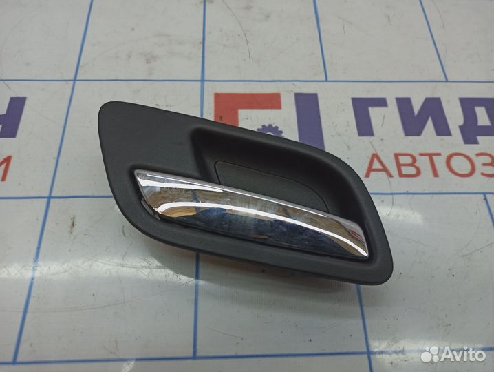 Ручка двери задней внутренняя левая Cadillac Escal