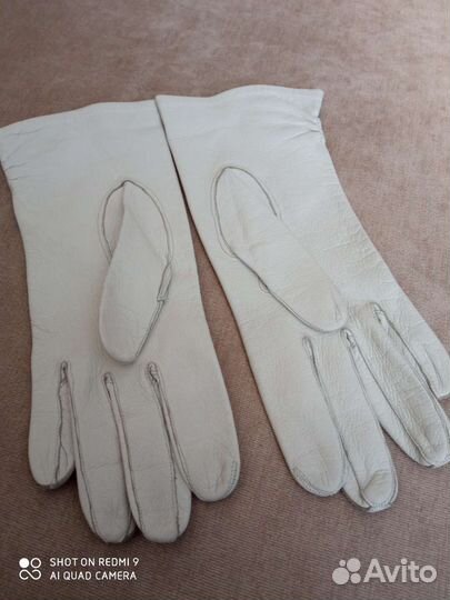Перчатки женские кожаные новые