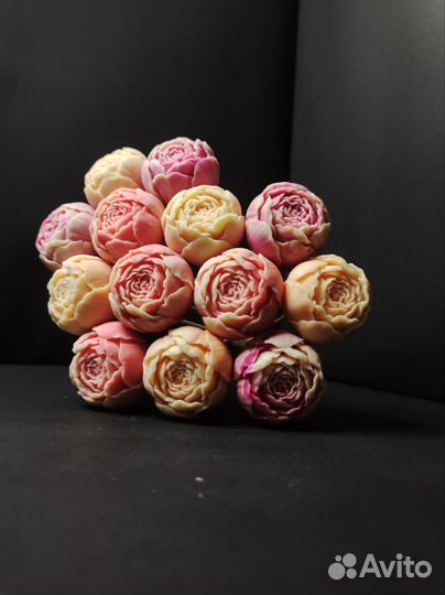 13 Пионов из Настоящего Бельгийского Шоколада