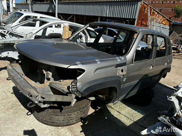 Нива трэвел кузов