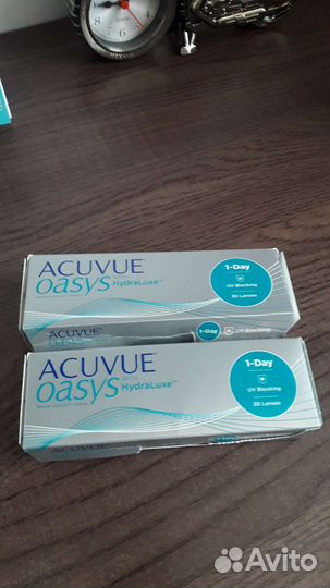 Продам контактные линзы