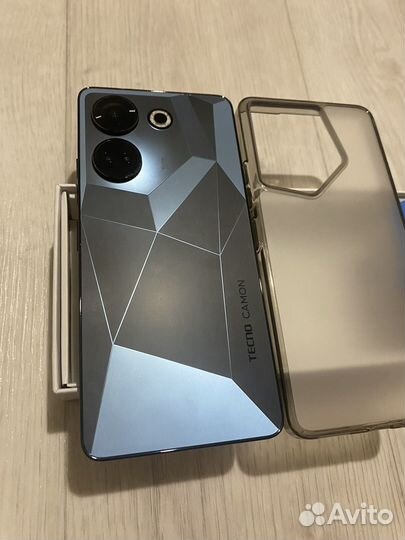 TECNO Camon 20 Pro, 8/256 ГБ