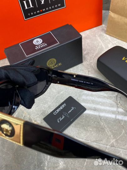 Очки Versace