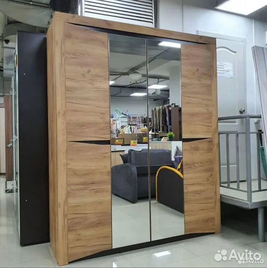 Шкаф 1,8м в наличии