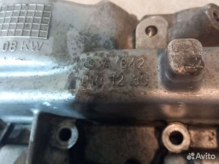 Клапанная крышка Mercedes