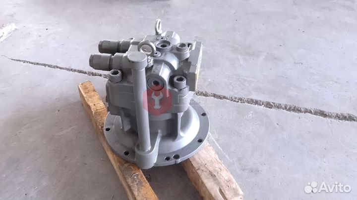 Гидромотор редуктора поворота ZX250LCH-5G 4625367