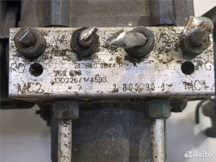 Блок абс, насос Dacia Sandero 2012, 2013