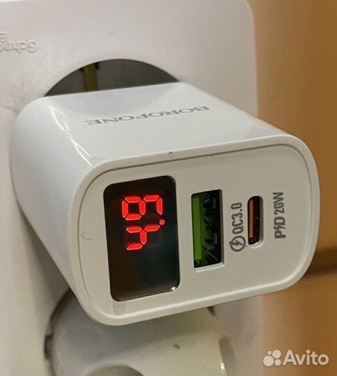 Сетевое зарядное устройство Borofone BA78A