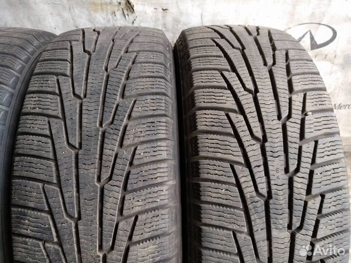 Nokian Tyres Hakkapeliitta R 215/60 R16 99R