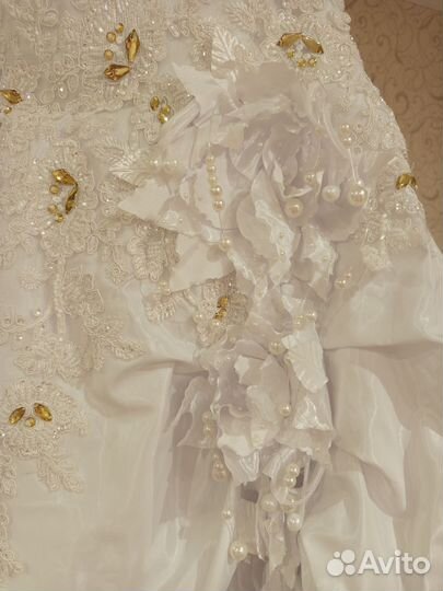 Свадебное платье 46 48 бу