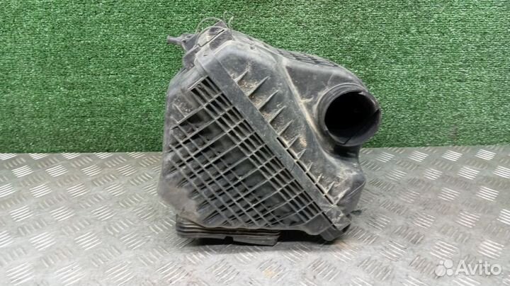 Корпус воздушного фильтра Hyundai Grandeur