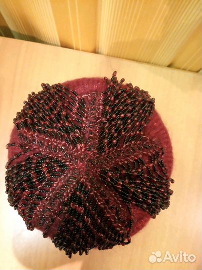 Вязаный в ручную набор: шапка, шарф и варежки