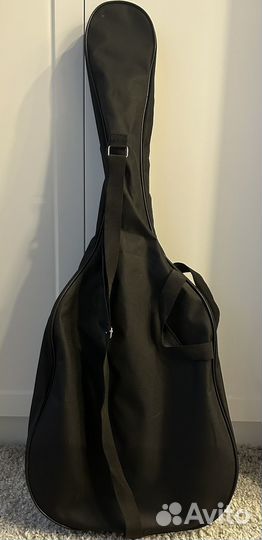 Акустическая гитара