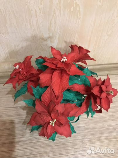 Пуансеттия ручная работа