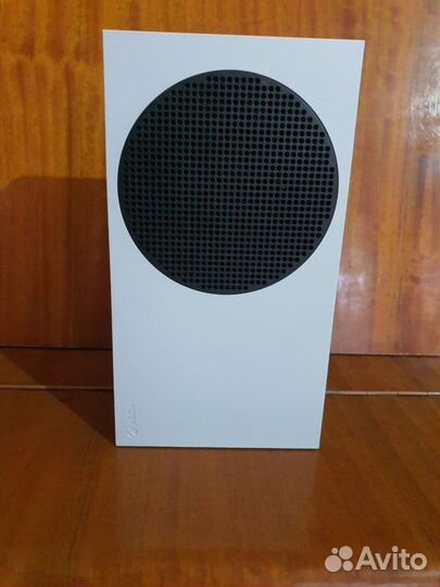 Xbox series s + геймпад