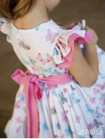 Платье на девочку