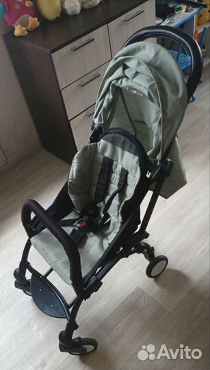 Прогулочная коляска yoya