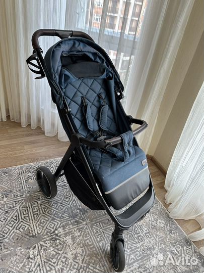 Прогулочная коляска capella bravo