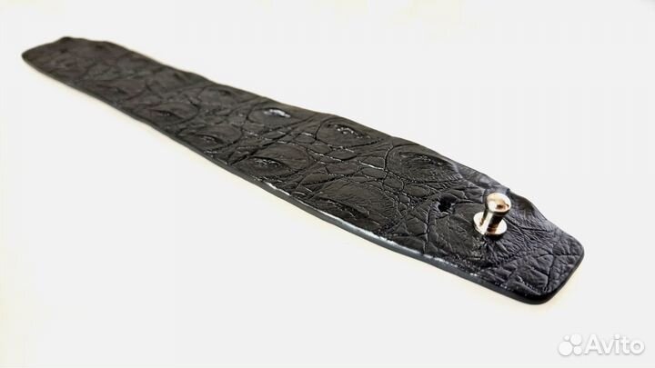 Браслет из кожи крокодила