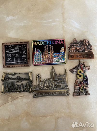 Магниты на холодильник из разных стран