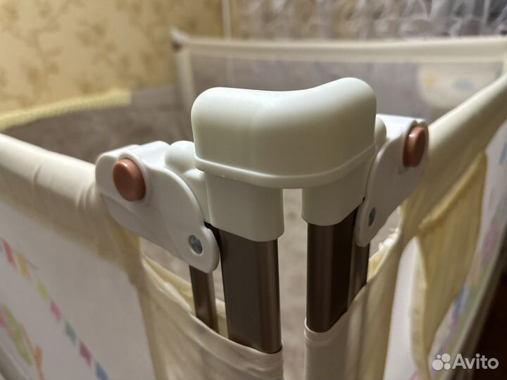 Защитный барьер (борт) для кровати