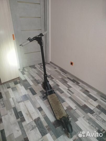 Самокат взрослый электрический бу