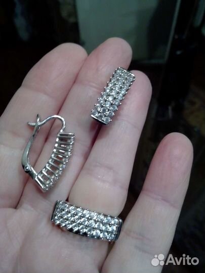 Серебряные серьги с колечком